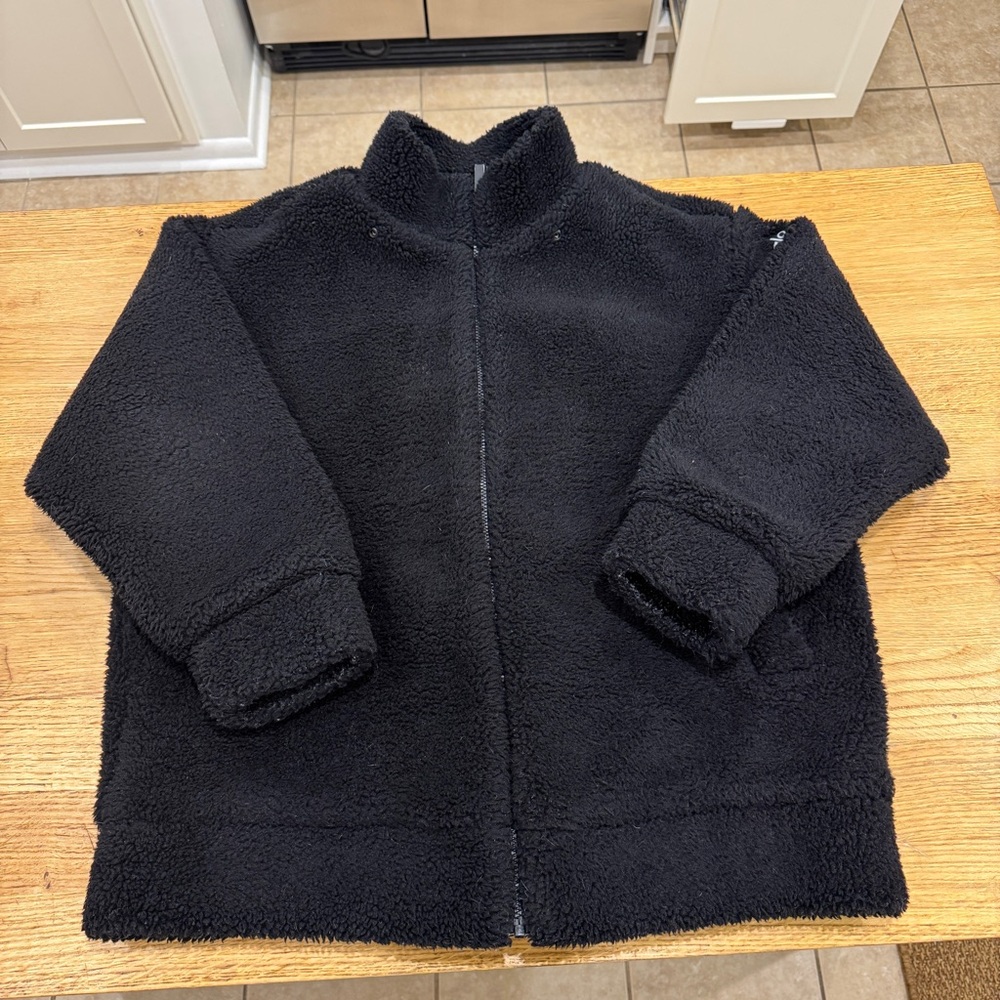 ALO Yoga Black Foxy Sherpa Jacket